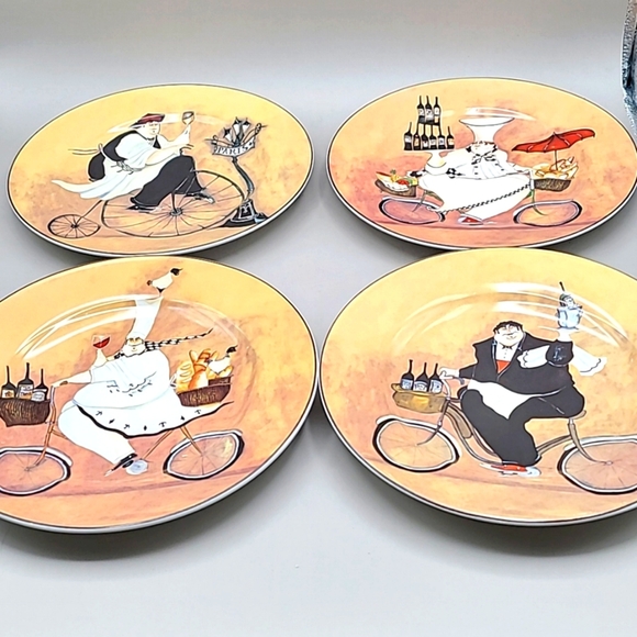 Sakura Table Chefs to Go Set of 4  Dessert Plates with Different Chefs - Picture 6 of 7